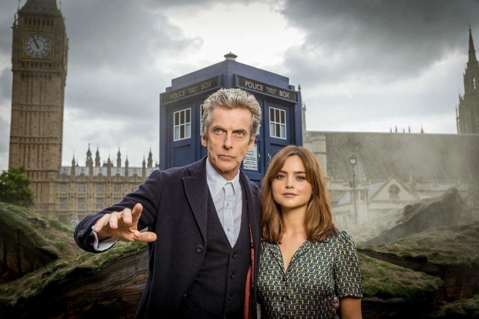 Peter Capaldi Likely Staying For Doctor Who Series 11