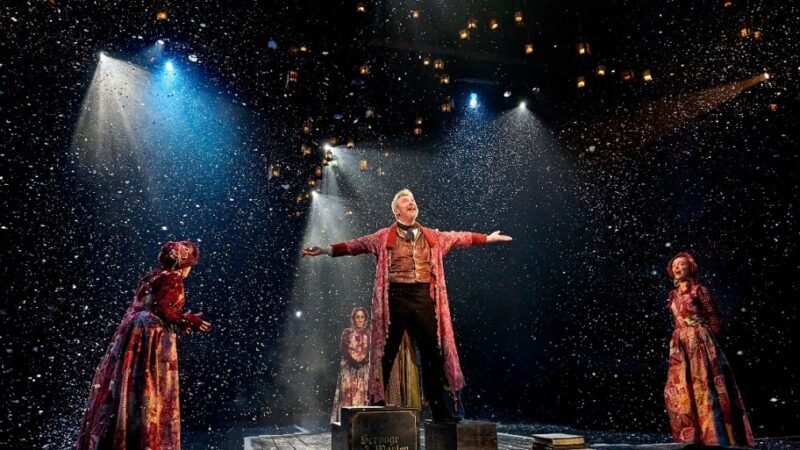 Reviewed: A Christmas Carol Starring John Simm at London’s Old Vic